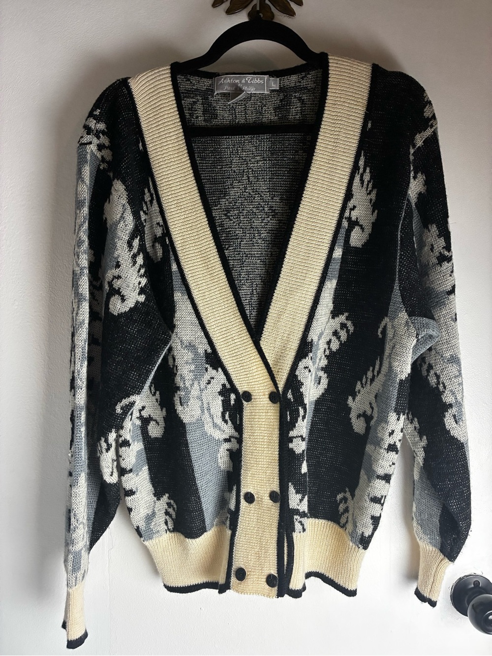 Ashton and Tibbs by Paul Phillip vintage black and cream Knit Cardigan
